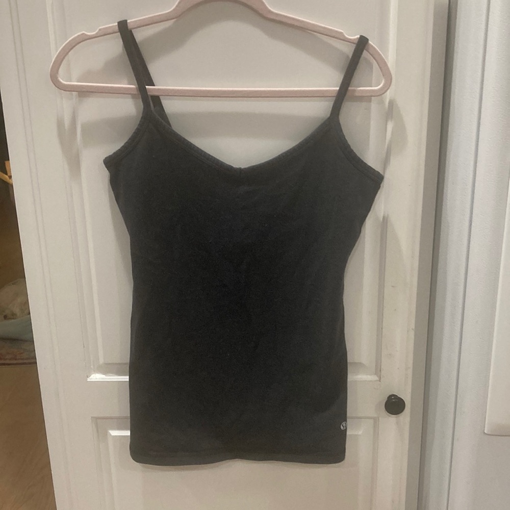 Lululemon workout top faded black size 8